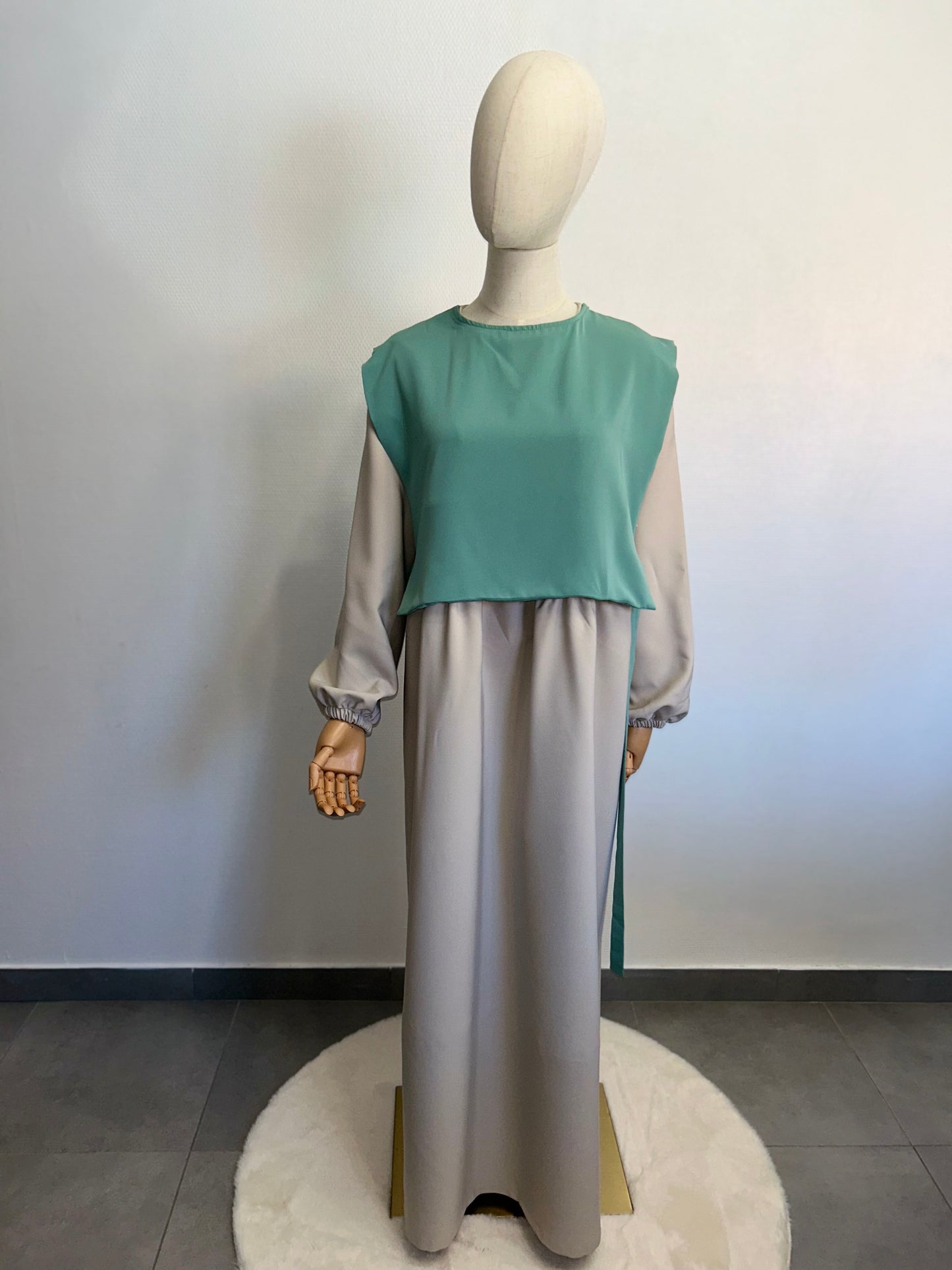 Robe Hayat