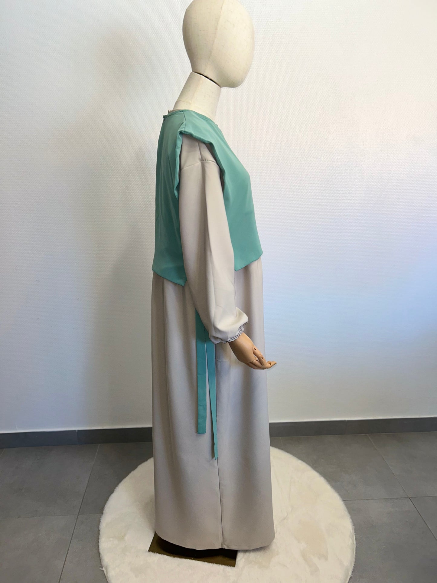 Robe Hayat